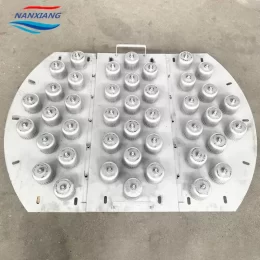 泡罩塔盘板